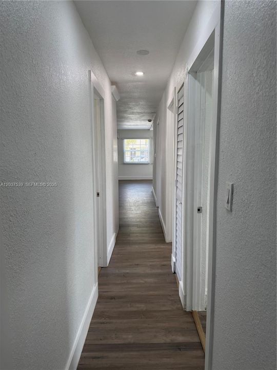 For Sale: $439,900 (4 beds, 2 baths, 1426 Square Feet)