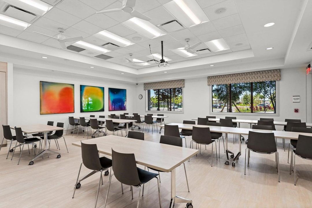 ART AND CRAFT ROOM