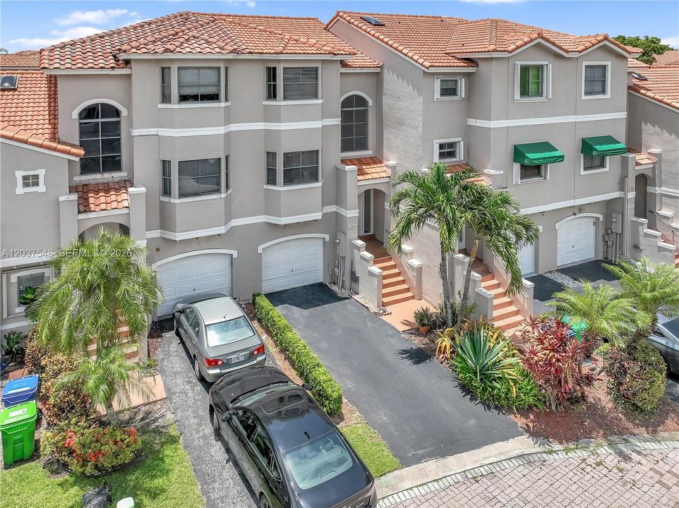 For Sale: $469,900 (4 beds, 2 baths, 1812 Square Feet)