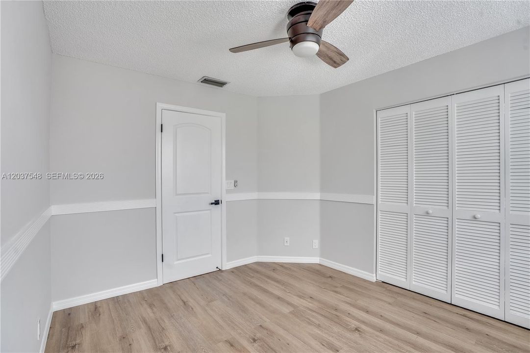 4 BEDROOM