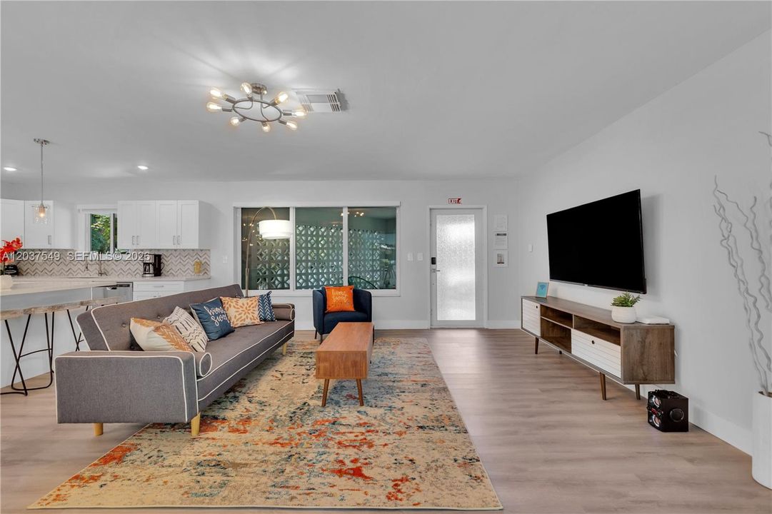 В аренду: $4,950 (3 спален, 2 ванн, 1494 Квадратных фут)
