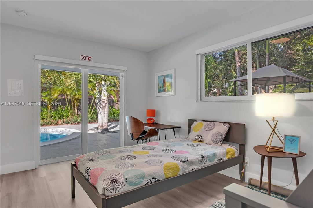 В аренду: $4,950 (3 спален, 2 ванн, 1494 Квадратных фут)