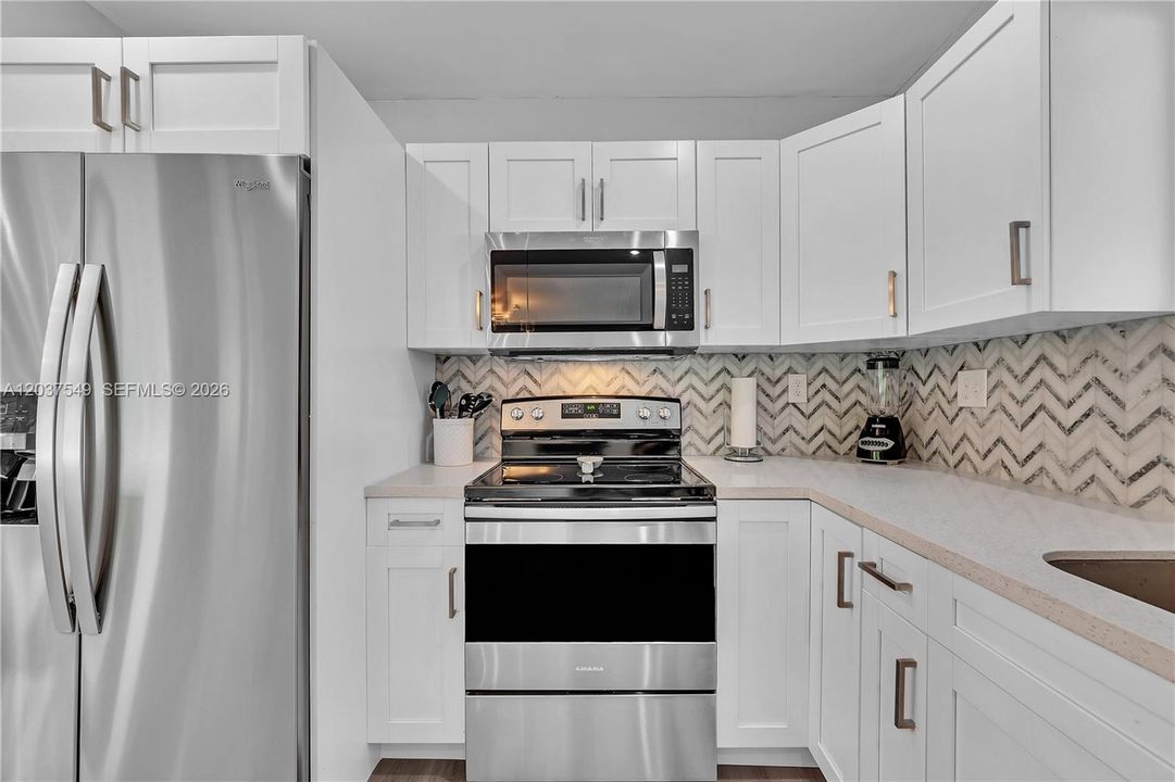 В аренду: $4,950 (3 спален, 2 ванн, 1494 Квадратных фут)