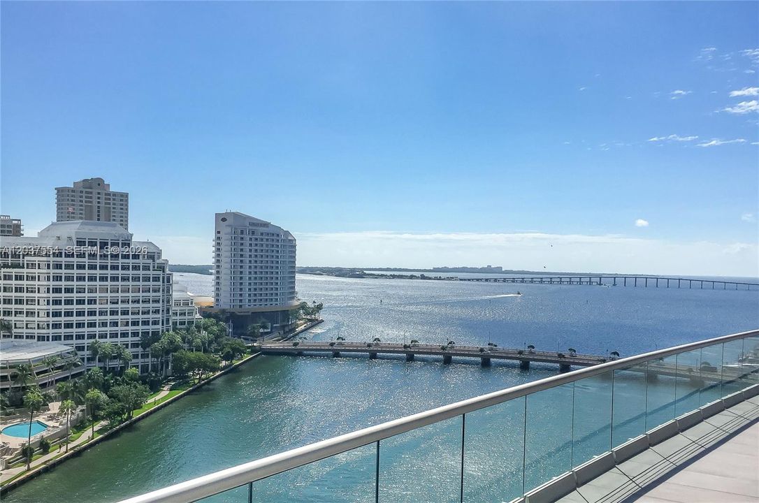 For Sale: $450,000 (0 beds, 1 baths, 598 Square Feet)