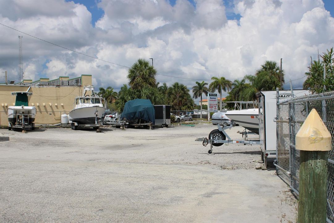 Trailer parking