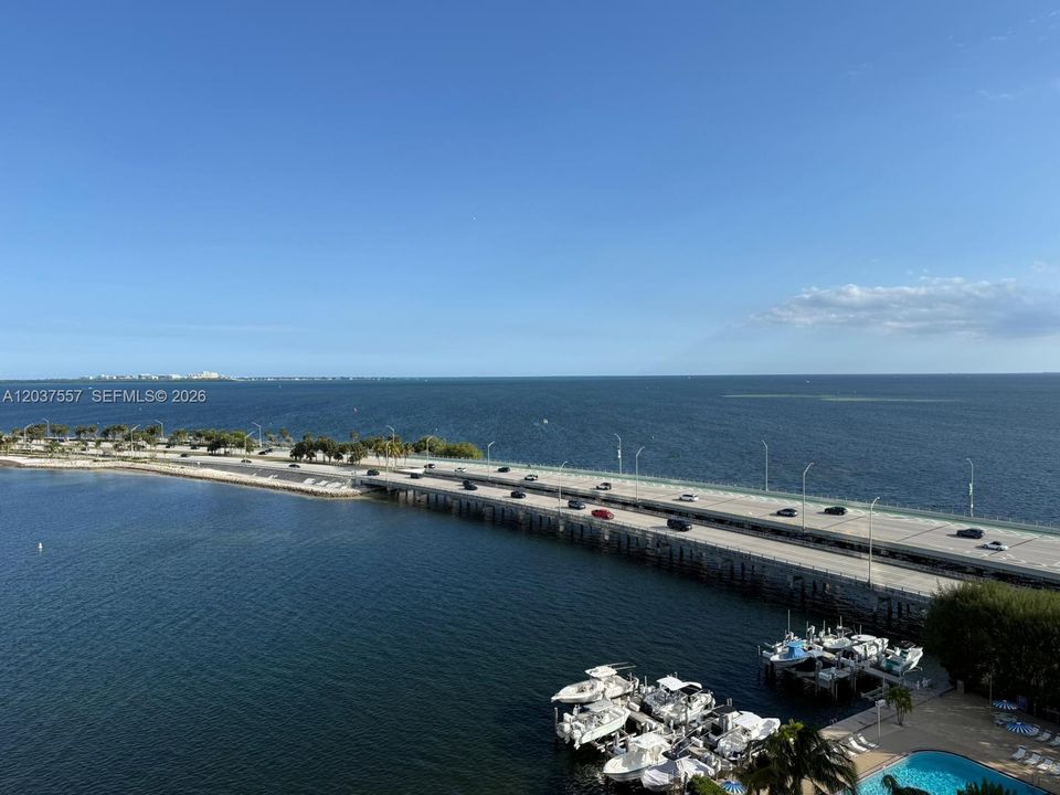 For Rent: $9,500 (2 beds, 2 baths, 1179 Square Feet)