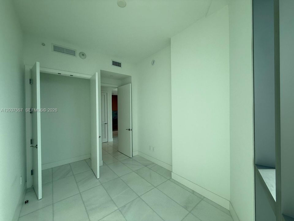 For Rent: $9,500 (2 beds, 2 baths, 1179 Square Feet)