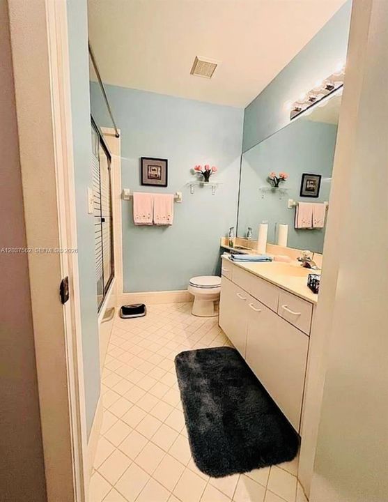 For Sale: $250,000 (2 beds, 2 baths, 1298 Square Feet)