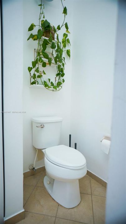 For Rent: $2,999 (3 beds, 2 baths, 1587 Square Feet)