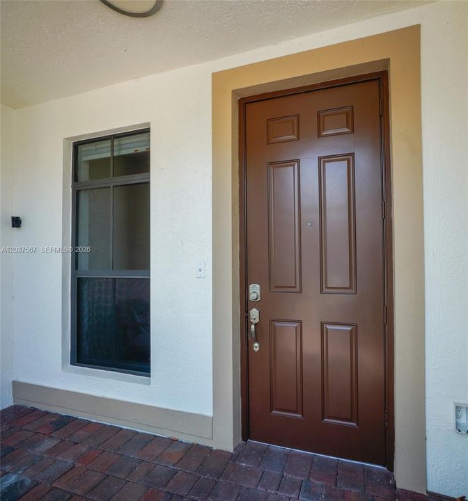 For Rent: $2,999 (3 beds, 2 baths, 1587 Square Feet)