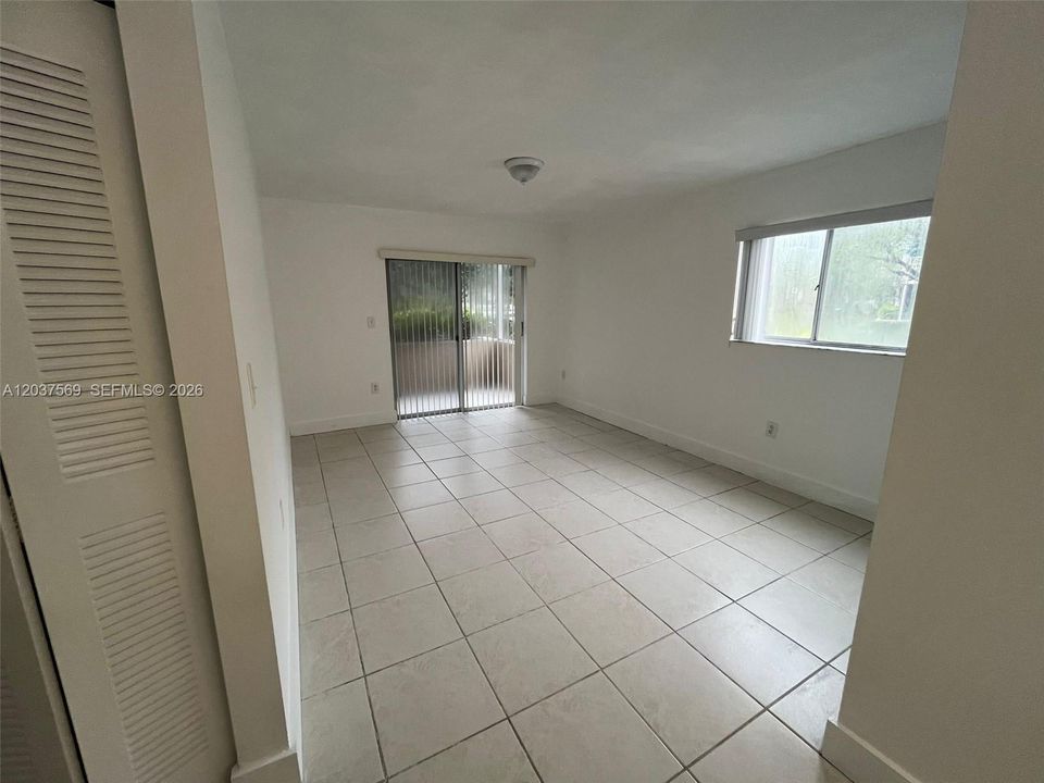 В аренду: $2,800 (3 спален, 2 ванн, 1020 Квадратных фут)