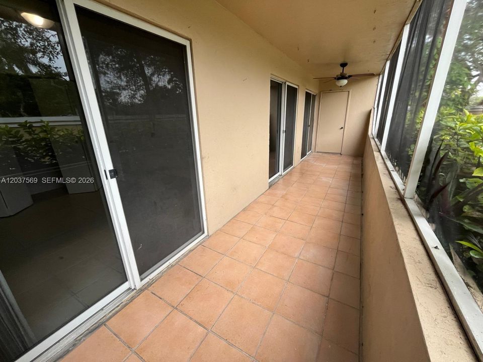 В аренду: $2,800 (3 спален, 2 ванн, 1020 Квадратных фут)