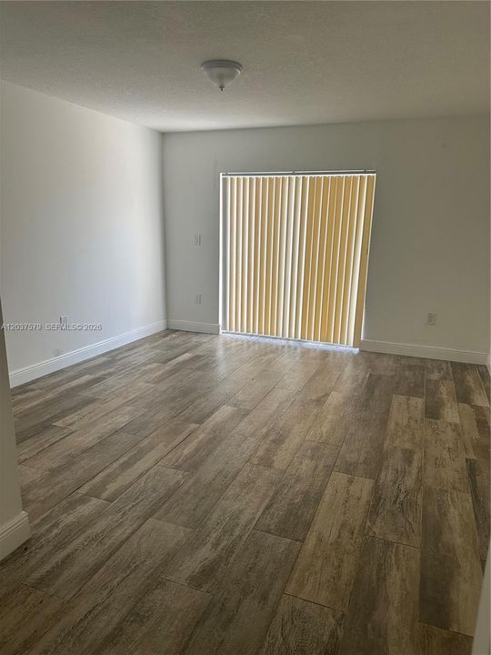 En Renta: $4,000 (4 camas, 2 baños, 1654 Pies cuadrados)