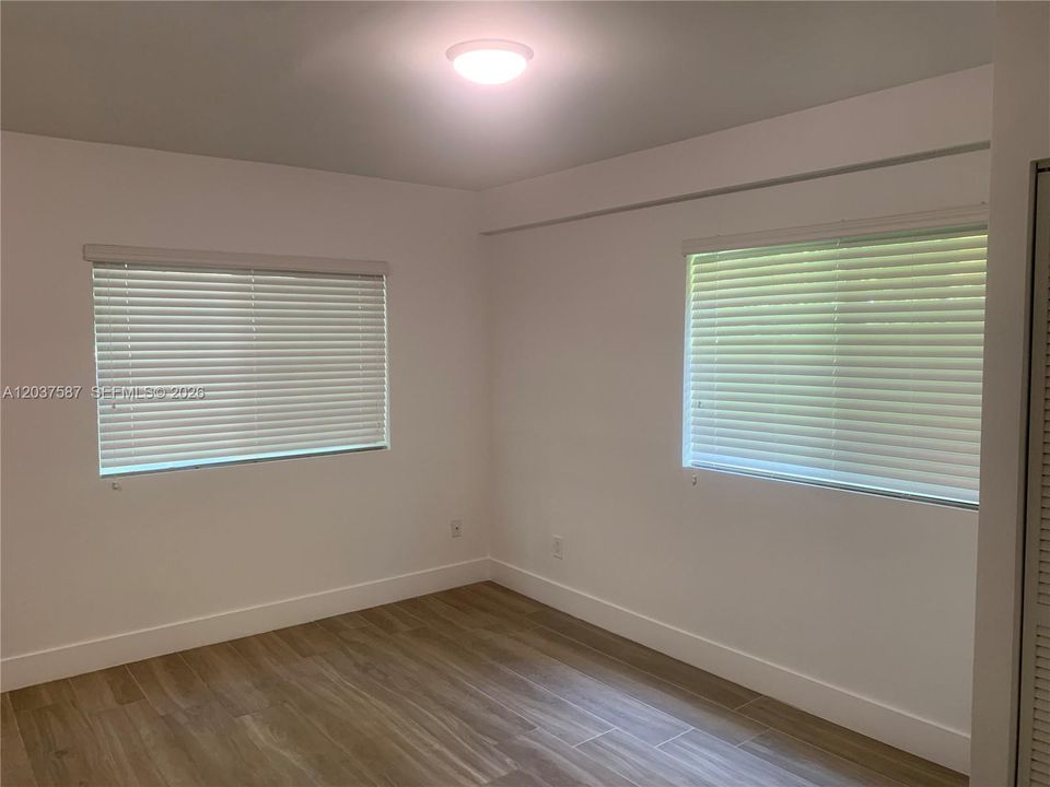 For Rent: $1,900 (1 beds, 1 baths, 585 Square Feet)