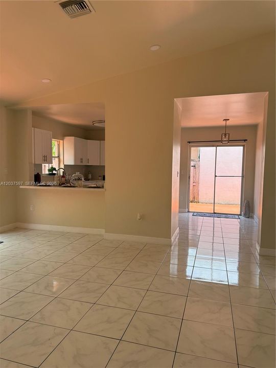 For Sale: $729,900 (3 beds, 2 baths, 1935 Square Feet)