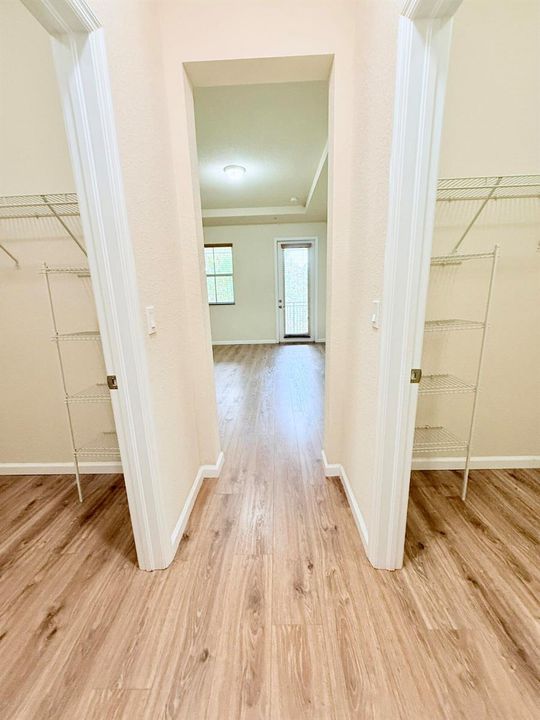 2 Walk in Closet Master Bedroom