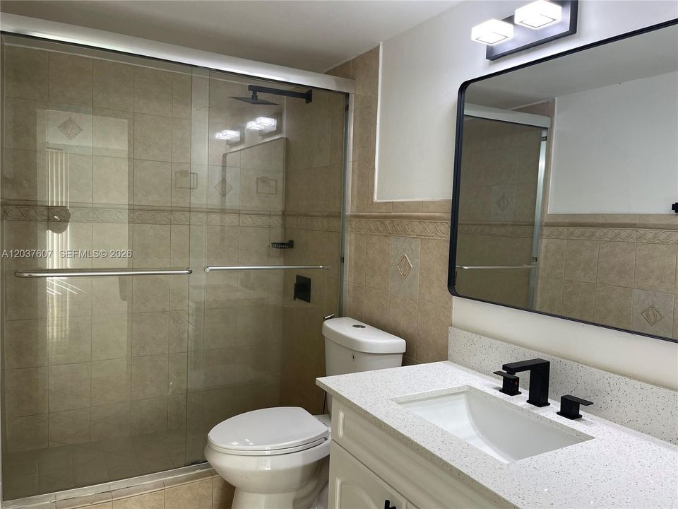 В аренду: $2,800 (2 спален, 2 ванн, 1115 Квадратных фут)