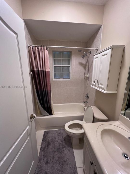 For Rent: $3,400 (3 beds, 2 baths, 2140 Square Feet)