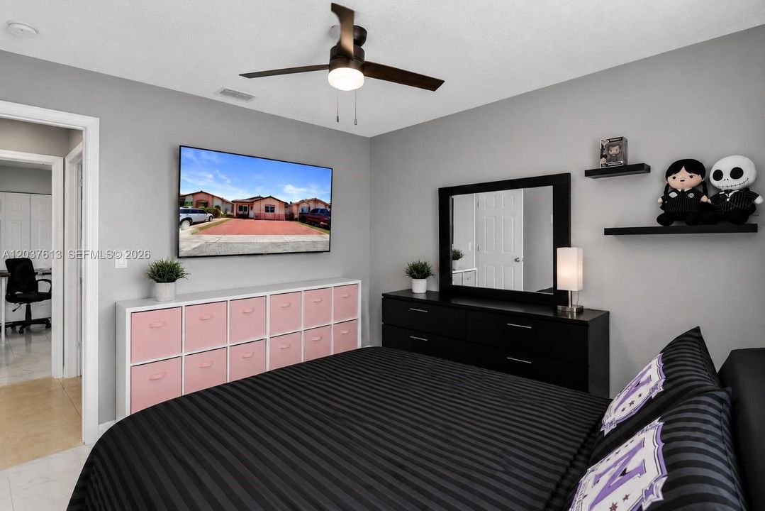 For Sale: $528,250 (3 beds, 2 baths, 1170 Square Feet)