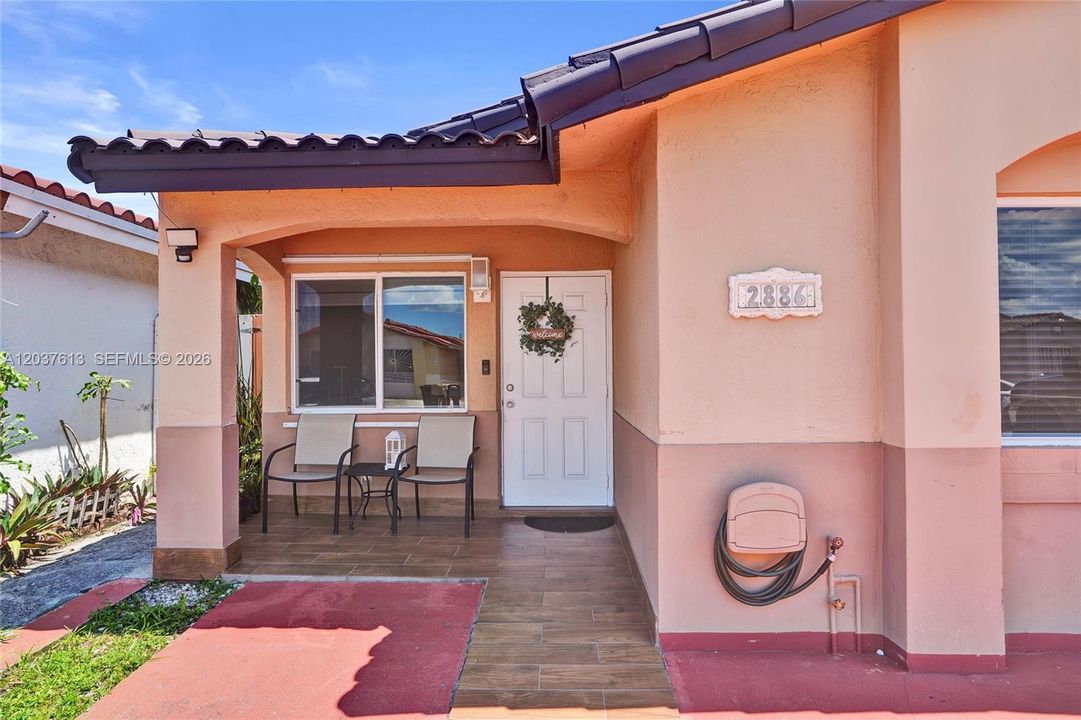For Sale: $528,250 (3 beds, 2 baths, 1170 Square Feet)