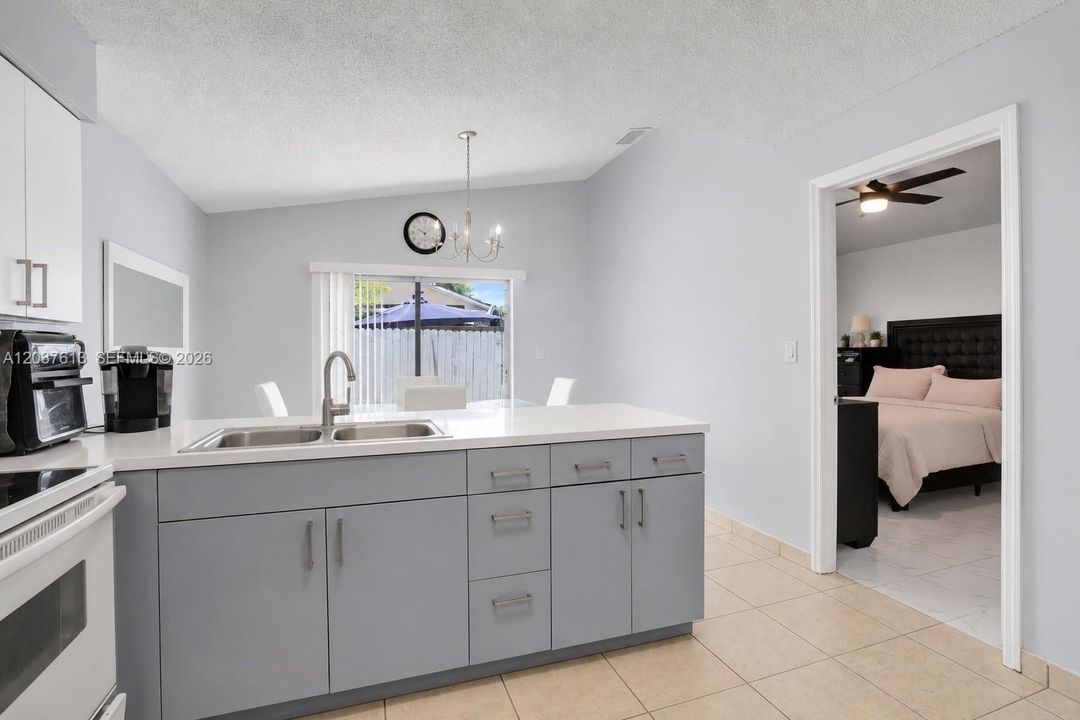 For Sale: $528,250 (3 beds, 2 baths, 1170 Square Feet)