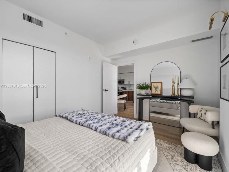 En Renta: $2,445 (1 camas, 1 baños, 0 Pies cuadrados)