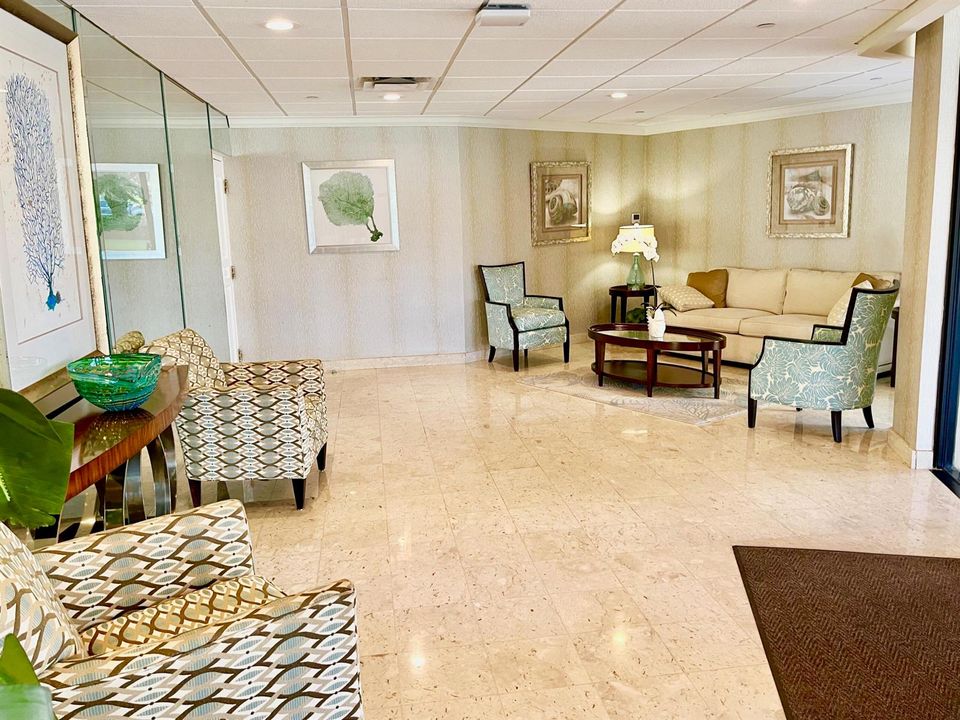 LOBBY SEATING AREA