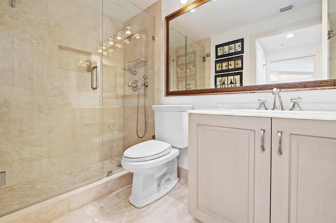 27-web-or-mls-6051-n-ocean-dr-607