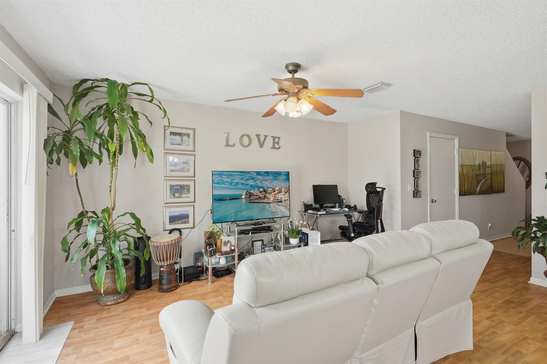 6929 Willow Creek -11