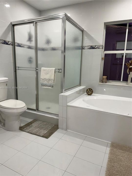For Rent: $3,650 (3 beds, 2 baths, 1935 Square Feet)