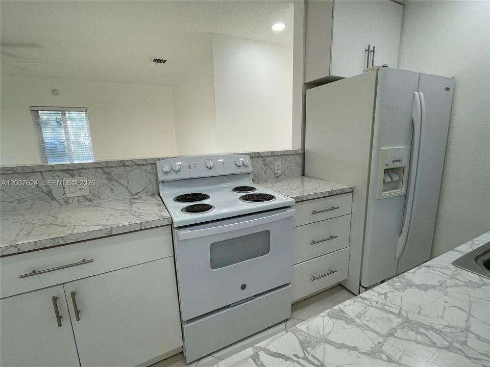 En Renta: $3,000 (4 camas, 1 baños, 1276 Pies cuadrados)