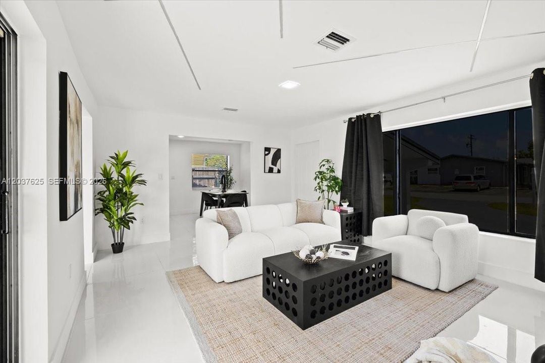 For Sale: $505,000 (3 beds, 2 baths, 1328 Square Feet)