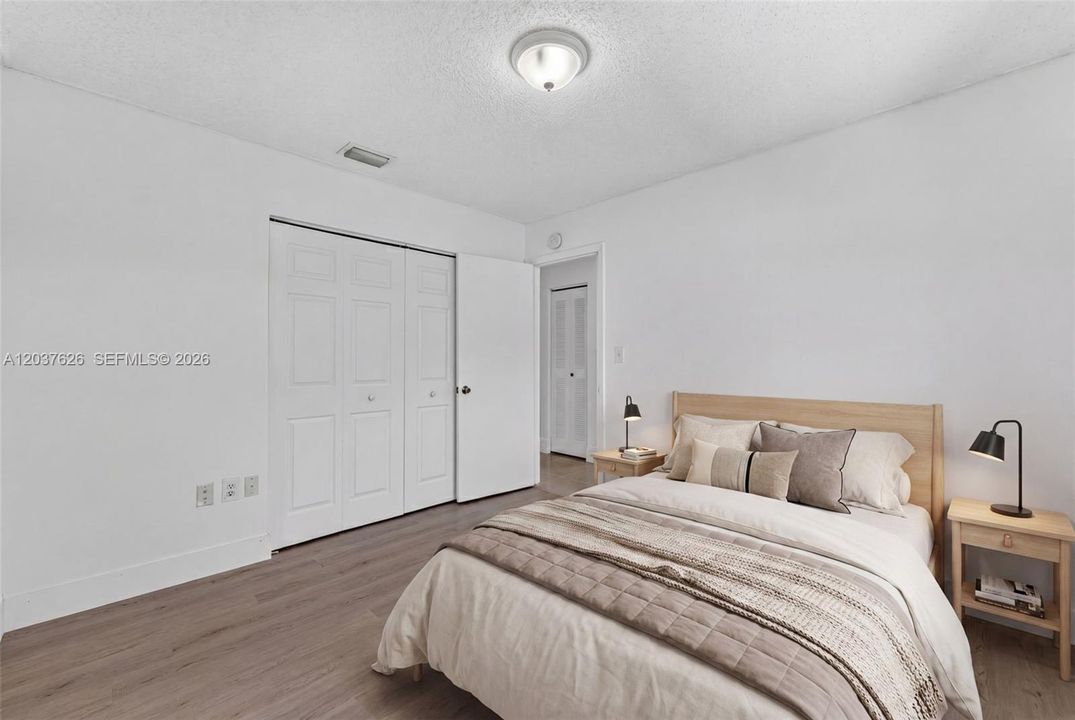 For Sale: $375,000 (3 beds, 2 baths, 1150 Square Feet)