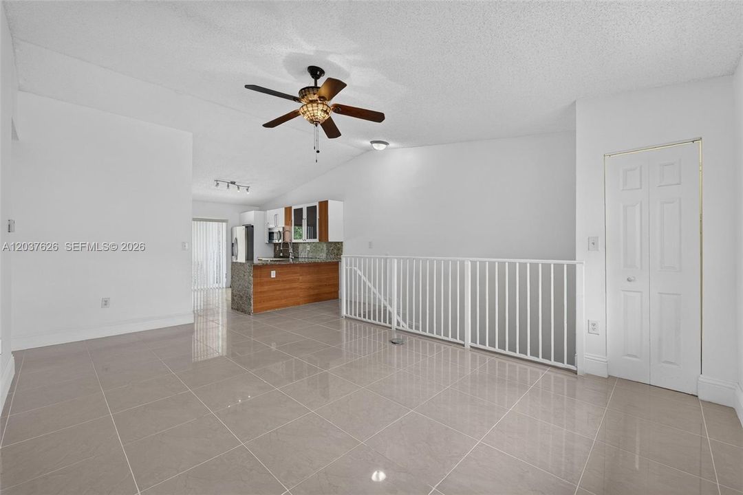For Sale: $375,000 (3 beds, 2 baths, 1150 Square Feet)