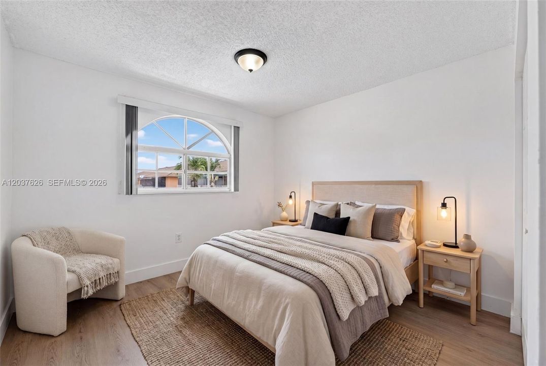 For Sale: $375,000 (3 beds, 2 baths, 1150 Square Feet)