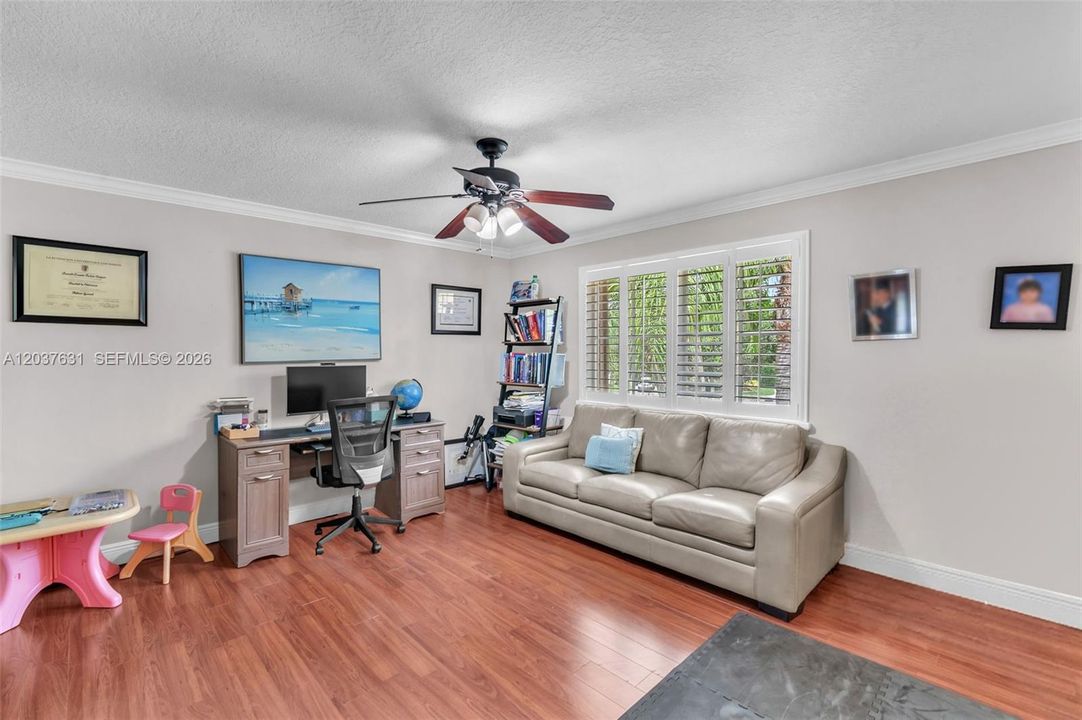 На продажу: $1,225,000 (4 спален, 3 ванн, 2536 Квадратных фут)