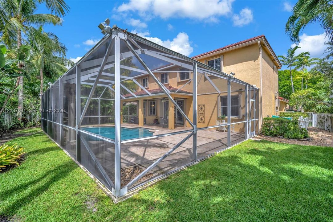 На продажу: $1,225,000 (4 спален, 3 ванн, 2536 Квадратных фут)