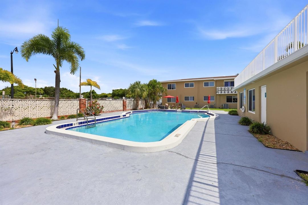 Comunity Pool Area