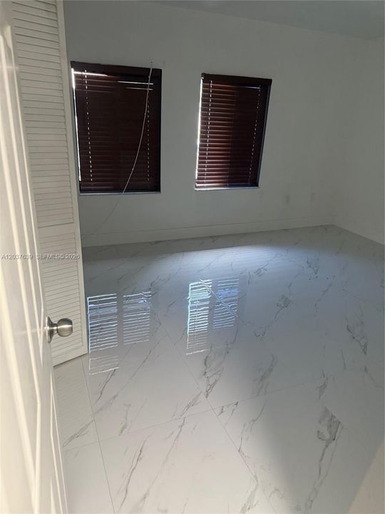 For Rent: $2,900 (2 beds, 2 baths, 1030 Square Feet)