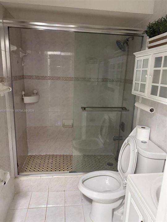 For Rent: $2,900 (2 beds, 2 baths, 1030 Square Feet)