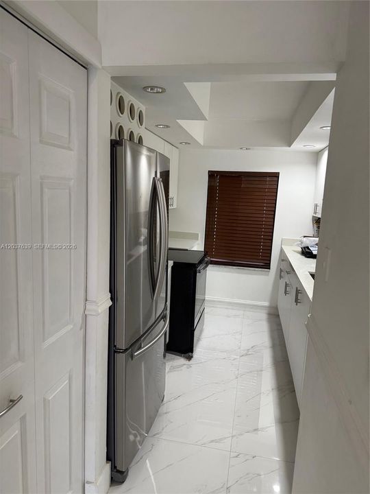 For Rent: $2,900 (2 beds, 2 baths, 1030 Square Feet)