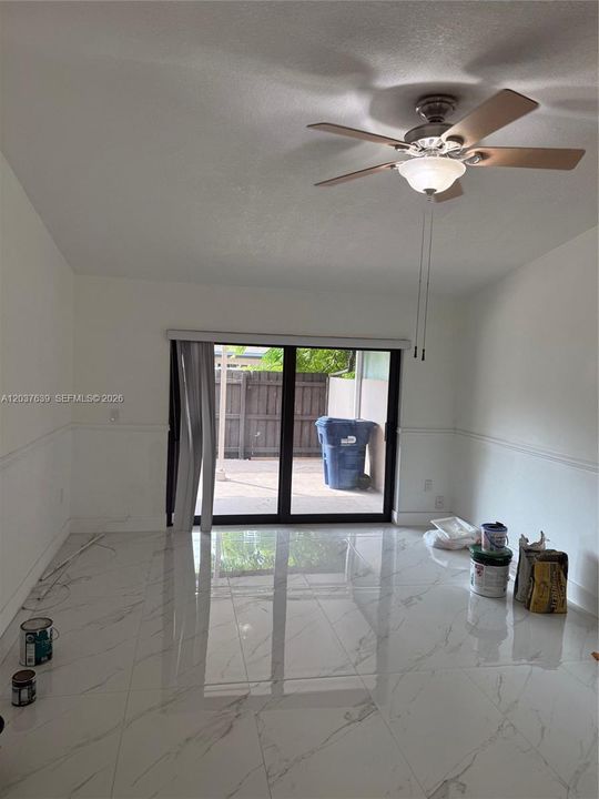For Rent: $2,900 (2 beds, 2 baths, 1030 Square Feet)