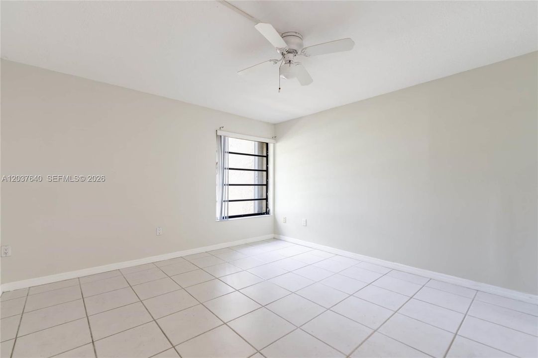 For Rent: $2,150 (1 beds, 1 baths, 750 Square Feet)