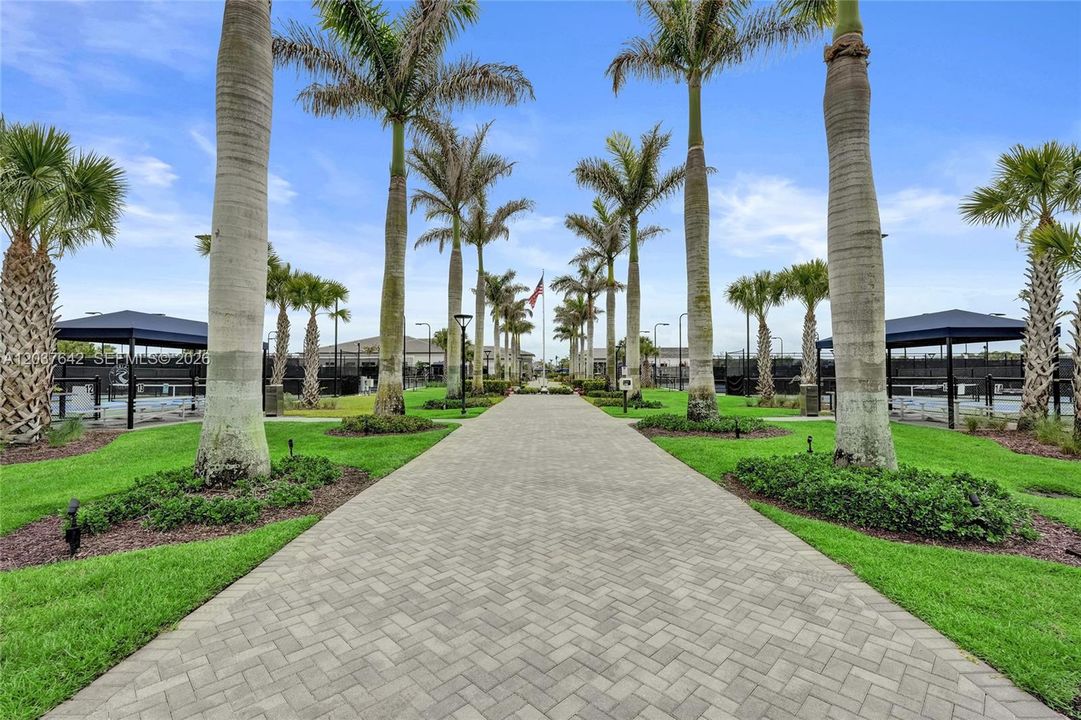 For Sale: $649,000 (4 beds, 2 baths, 2254 Square Feet)