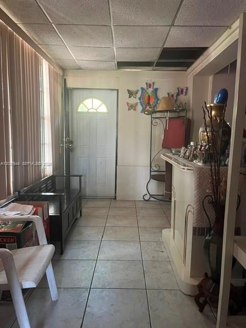 For Sale: $425,000 (2 beds, 1 baths, 1704 Square Feet)