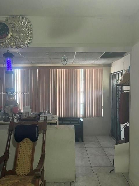 For Sale: $425,000 (2 beds, 1 baths, 1704 Square Feet)