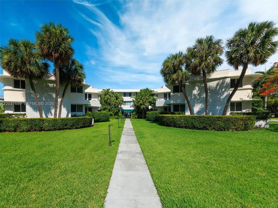 For Sale: $269,000 (0 beds, 1 baths, 506 Square Feet)