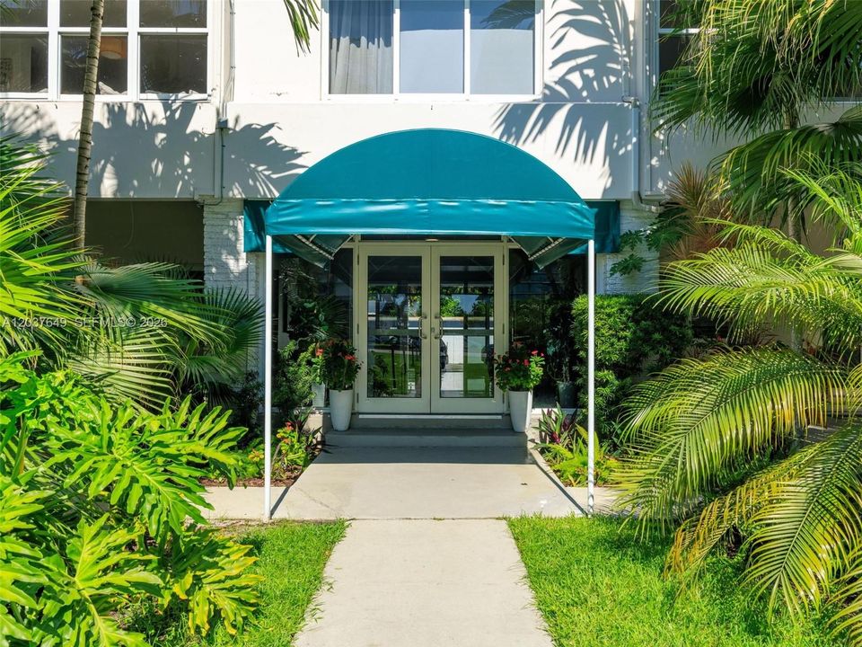 For Sale: $269,000 (0 beds, 1 baths, 506 Square Feet)