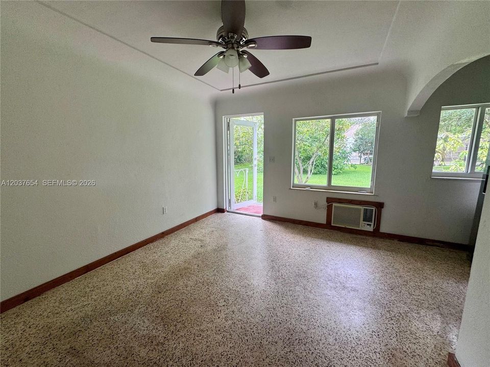 For Rent: $1,800 (1 beds, 1 baths, 0 Square Feet)