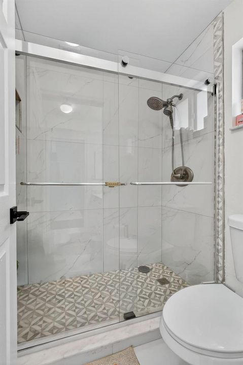 Jack& Jill Bath 2